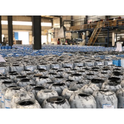 反应粘结型高分子湿铺防水卷材