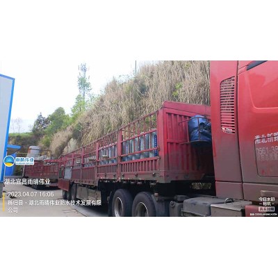 铝箔面隔热防水卷材施工用量