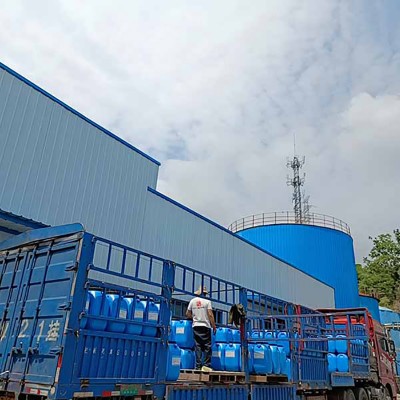 桥面防水层用喷涂速凝橡胶沥青防水涂料图1